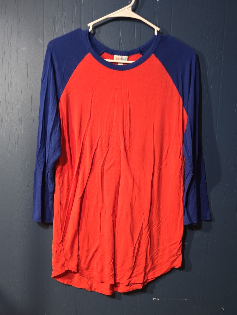 LuLaRoe Red Body with Blue Raglan 3/4 Long Sleeve Tee